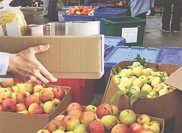 “Food Insecurity” increases in INdiana;  Gleaners Mobile food bank offers help, needs volunteers 