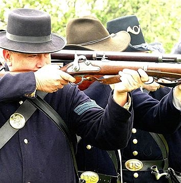 Experience the rich history of the Civil War in Metamora