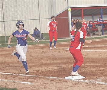 Lady Pats shut down Cowan 4-1, North Decatur 11-1