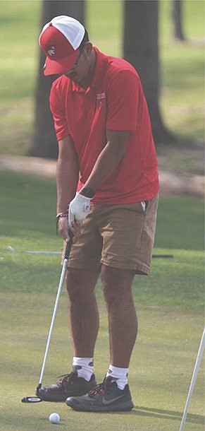 UC golf teams May schedule is crowded